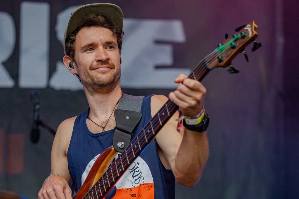 SEBASTIAN GÖRSCH(Bass)