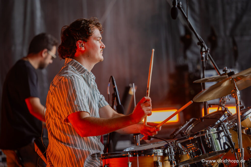 SIMON LEIBFARTH(Drums)